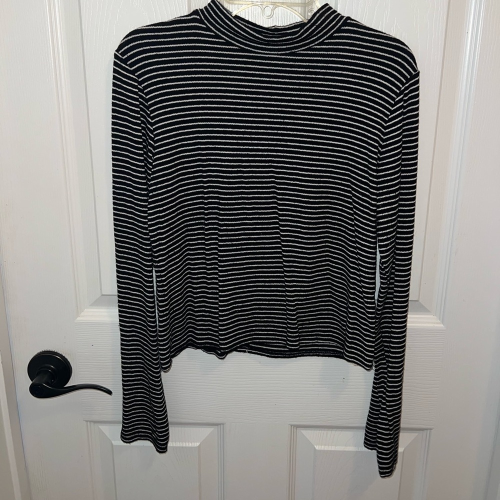 Olivia Rae Black and White Striped Long Sleeve Top